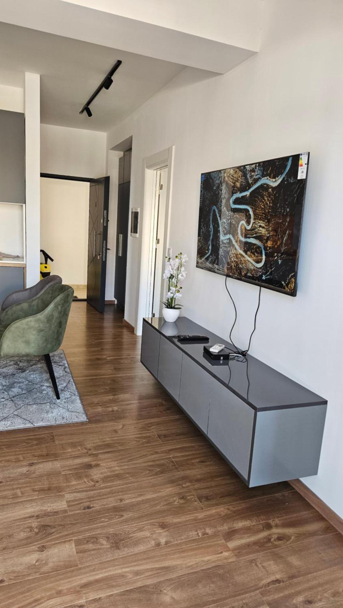 Podgorica Apartments Planet Экстерьер фото