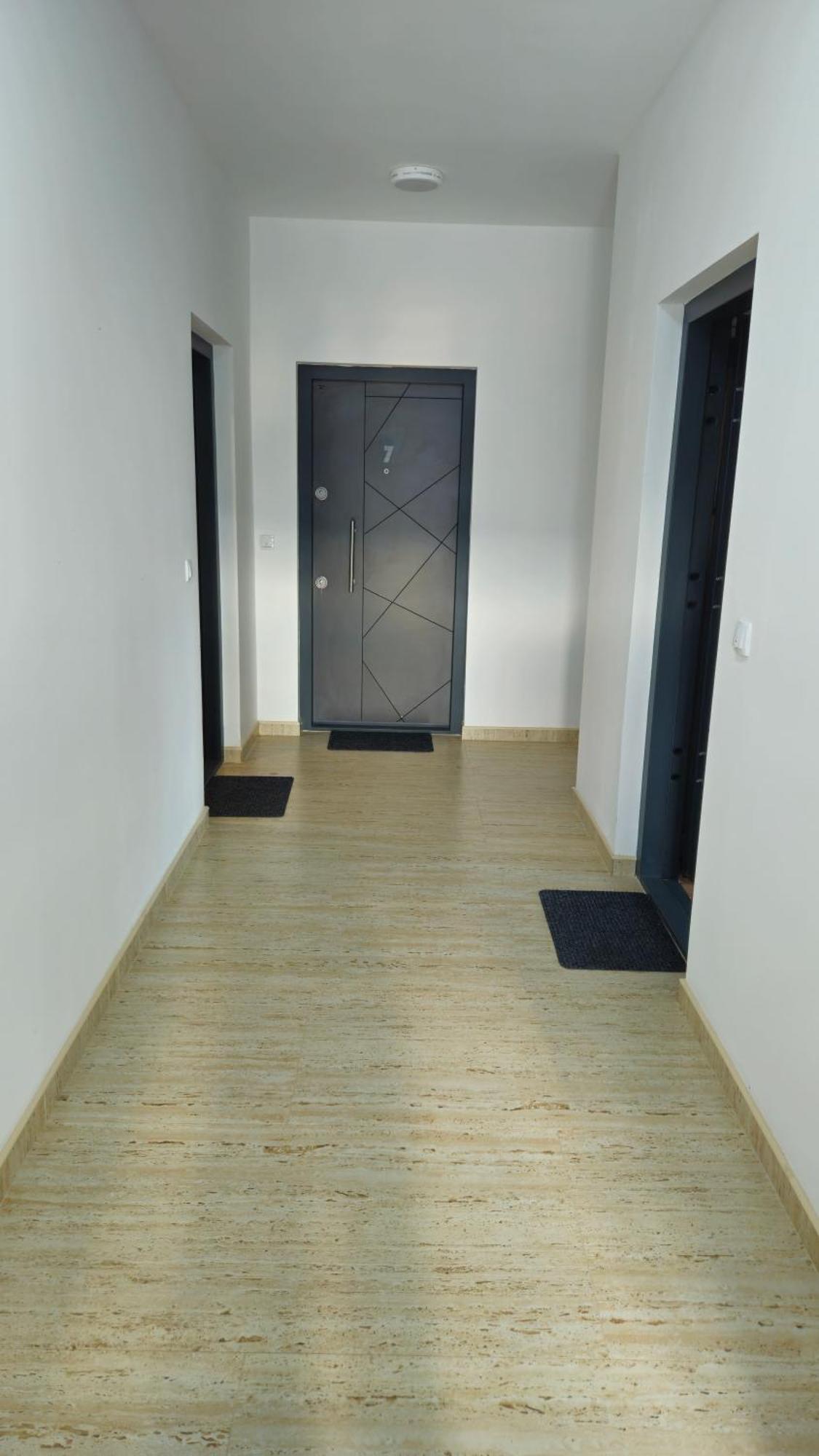 Podgorica Apartments Planet Экстерьер фото