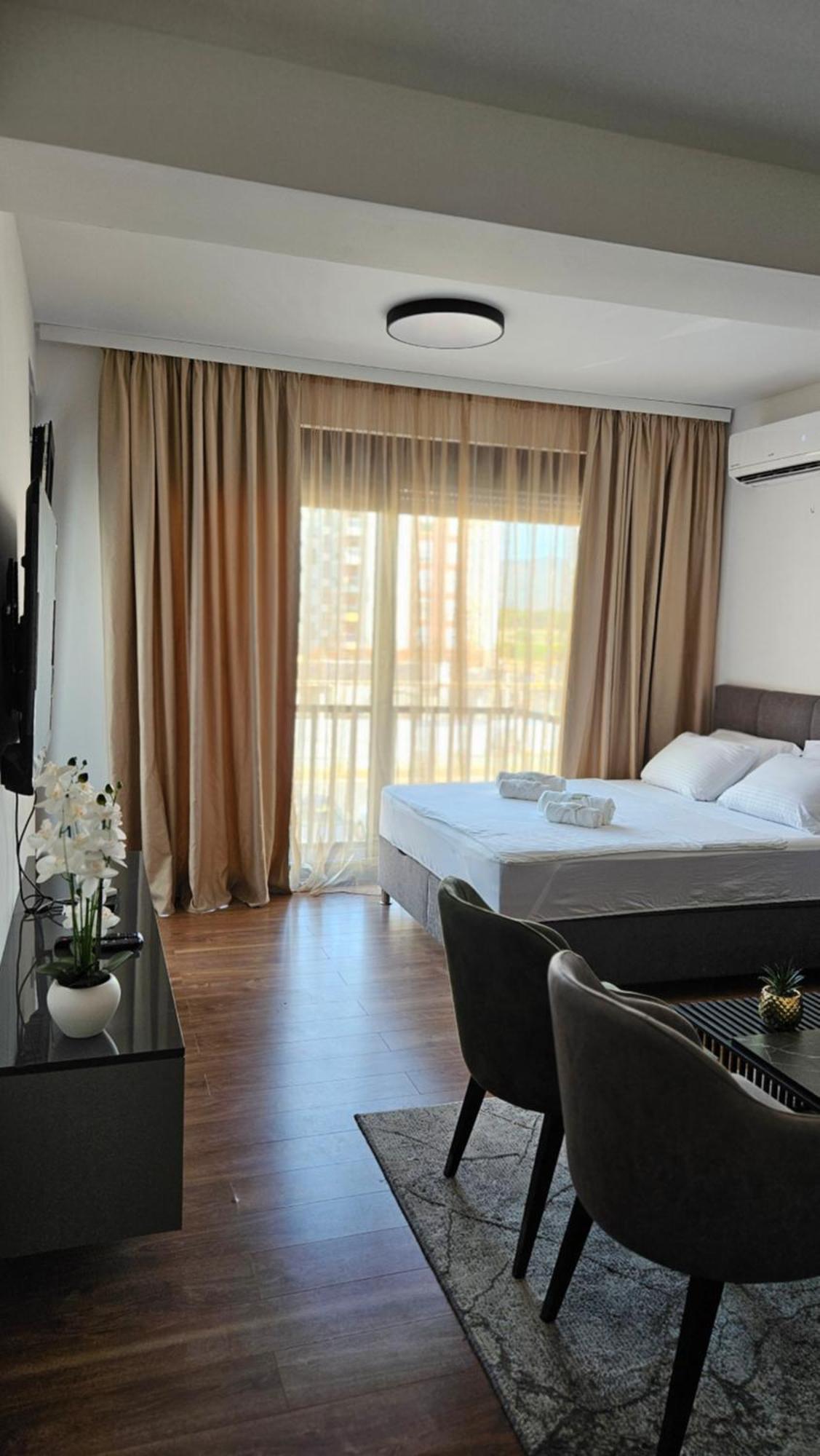 Podgorica Apartments Planet Экстерьер фото