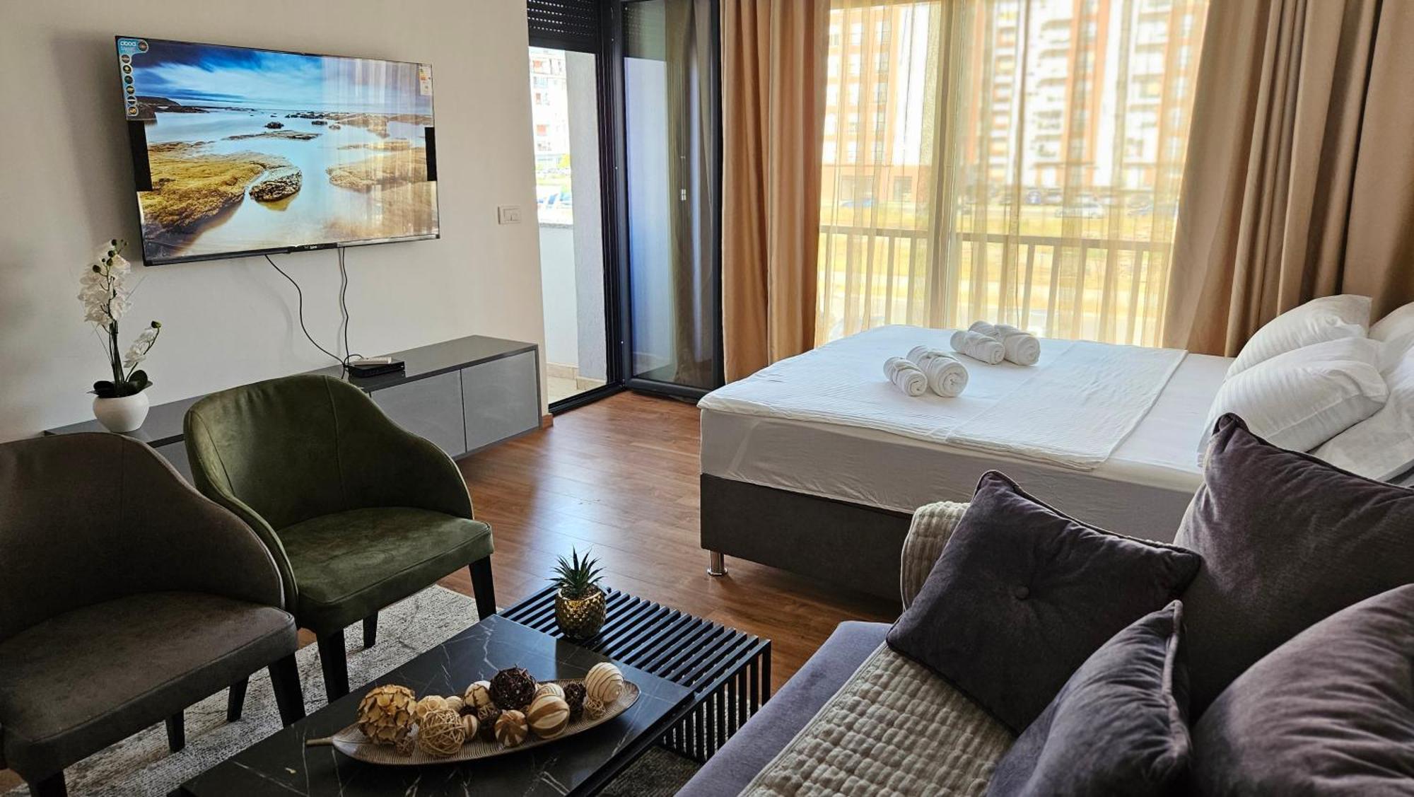 Podgorica Apartments Planet Экстерьер фото